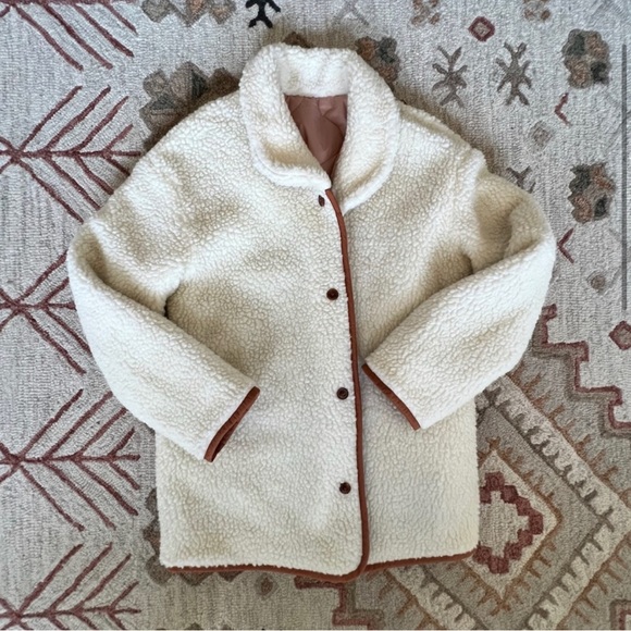 Levi’s Reversible Sherpa Lined Puffer Jacket Size M - Picture 4 of 6